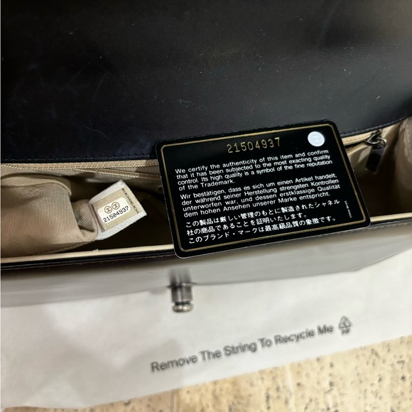 Chanel Large Boy Bag - Picture 11 of 15